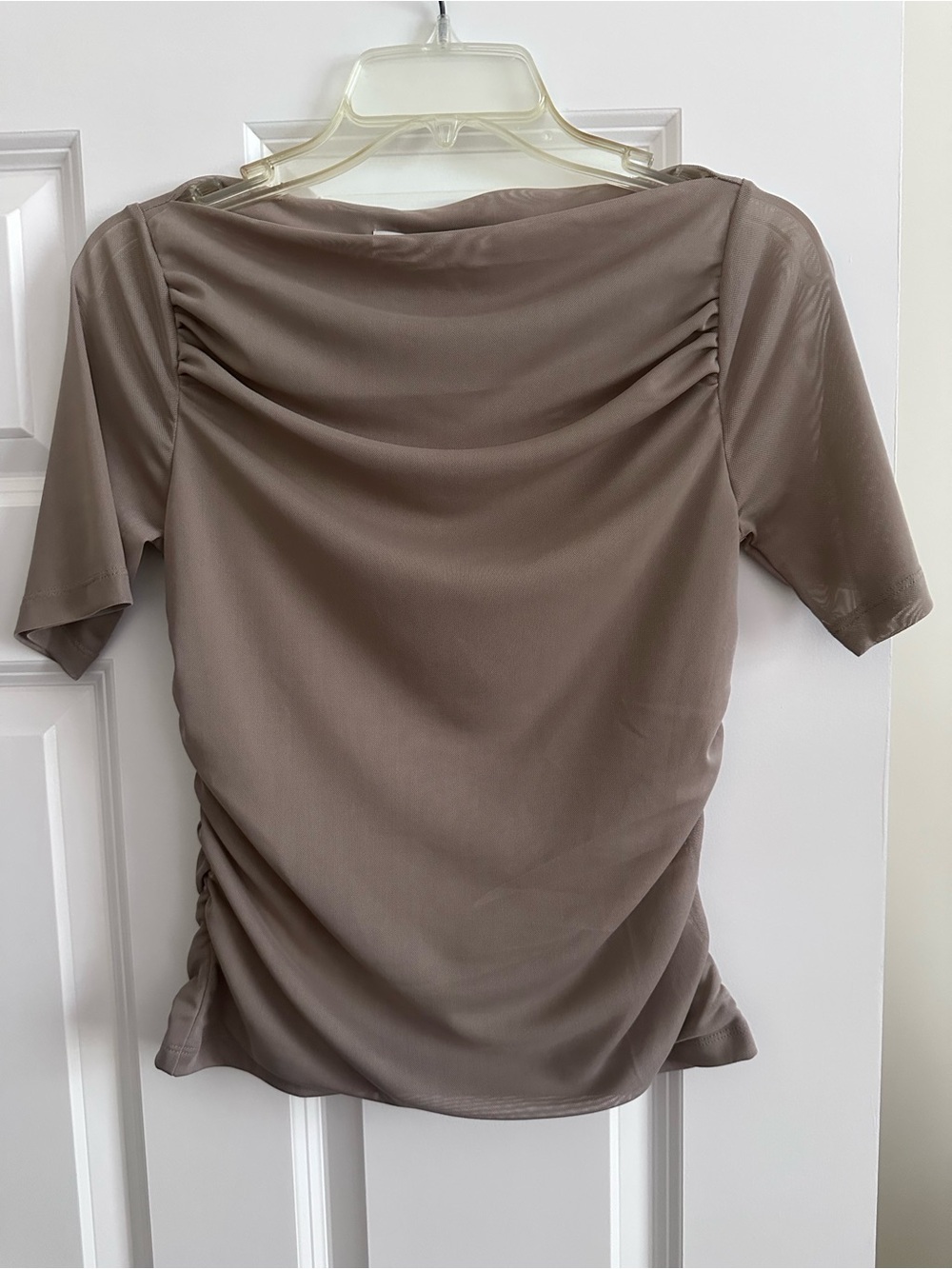 Mesh top - Picture 1 of 3